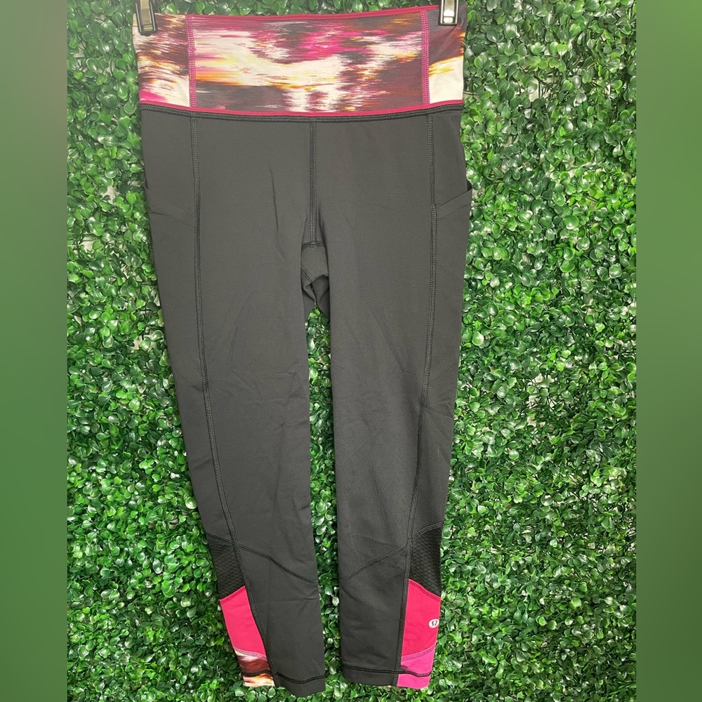 Girls LULULEMON LEGGINGS SIZE 2